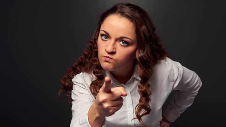 چگونه با زن عصبانی رفتار کنیم؟